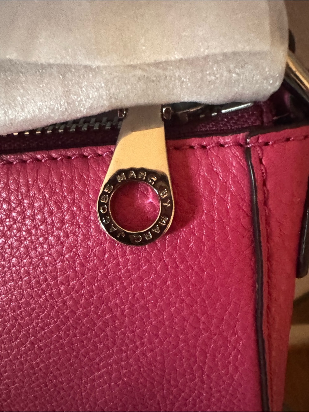 MARC BY MARC JACOBS Globetrotter Kit Calley Leather Begonia Crossbody Bag  NWT - Picture 8 of 12